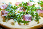 Focaccia od krumpira s rukolom i salamom - Fini Recepti by Crochef