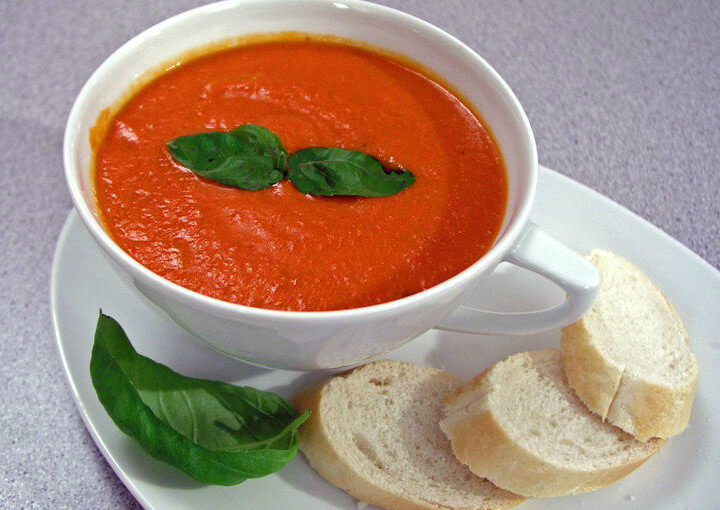 Domaća juha od rajčice