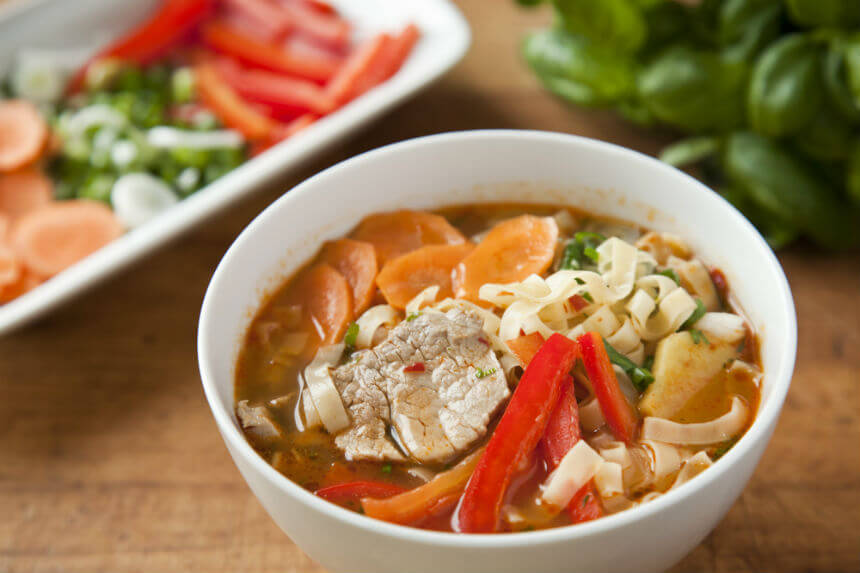 Vijetnamska juha od svinjetine i povrća - Fini Recepti by Crochef