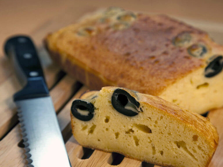Kukuruzni kruh s maslinama i tartufima - Fini Recepti by Crochef