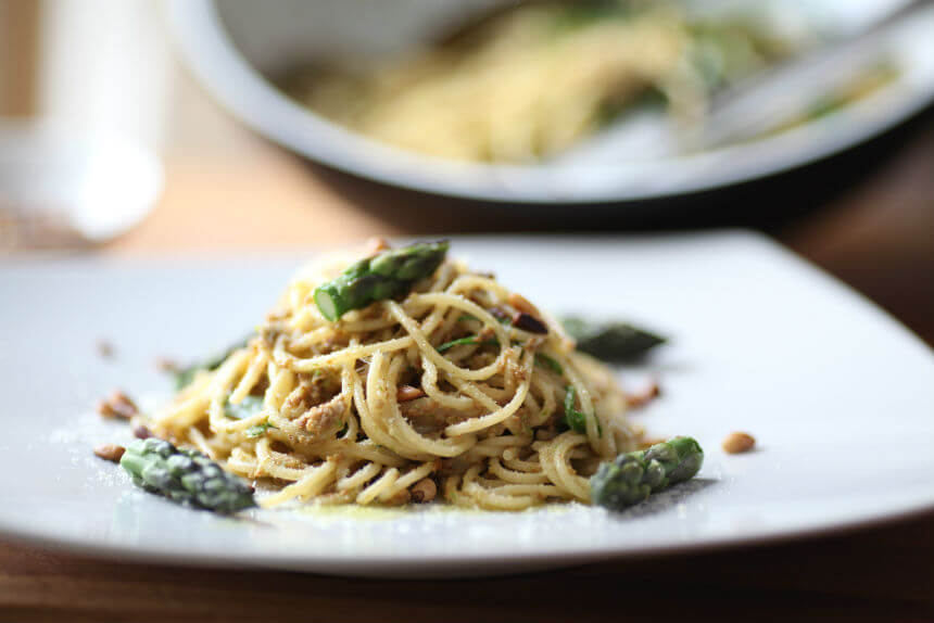 Špageti s peštom od šparoga - Fini Recepti by Crochef