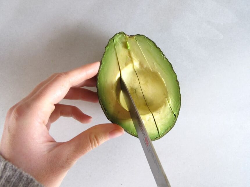 avocado-slicing